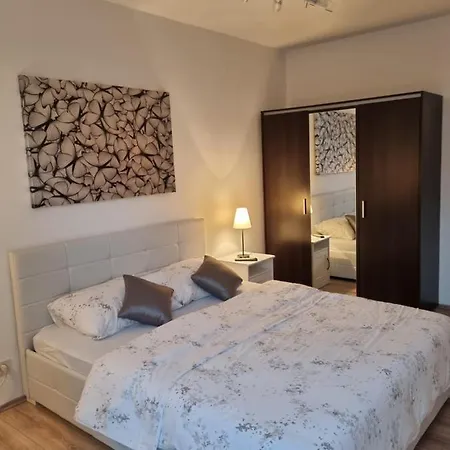 Luxury Nuneni Apartman