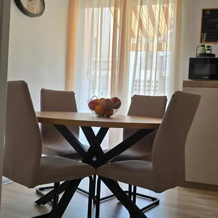 شقة Luxury Nuneni سبليت