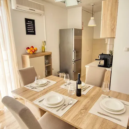 Luxury Nuneni Apartment *